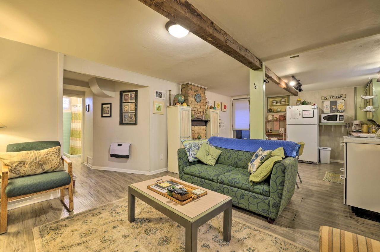 Cozy And Vintage Cedar City Apartment With Fire Pit! Buitenkant foto