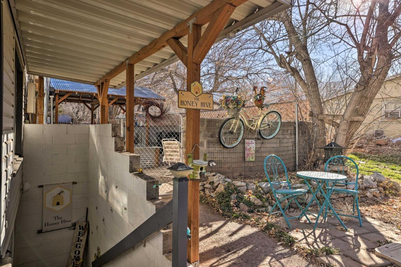 Cozy And Vintage Cedar City Apartment With Fire Pit! Buitenkant foto