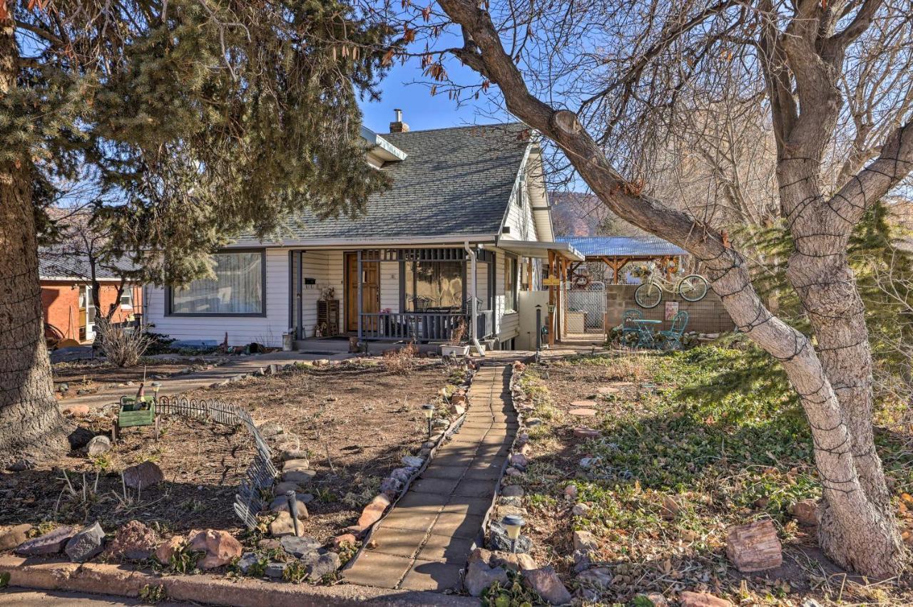 Cozy And Vintage Cedar City Apartment With Fire Pit! Buitenkant foto